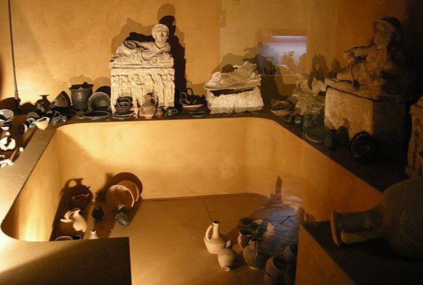 Sala interna del Museo Guarnacci