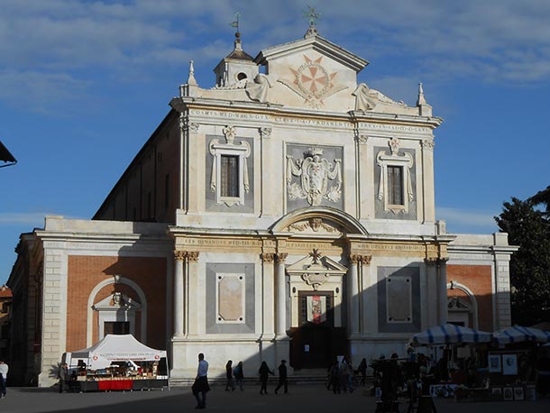 Chiesa di S. Stefano dei Cavalieri �