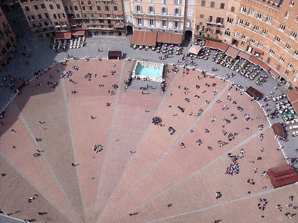 Veduta aerea della Piazza del Campo